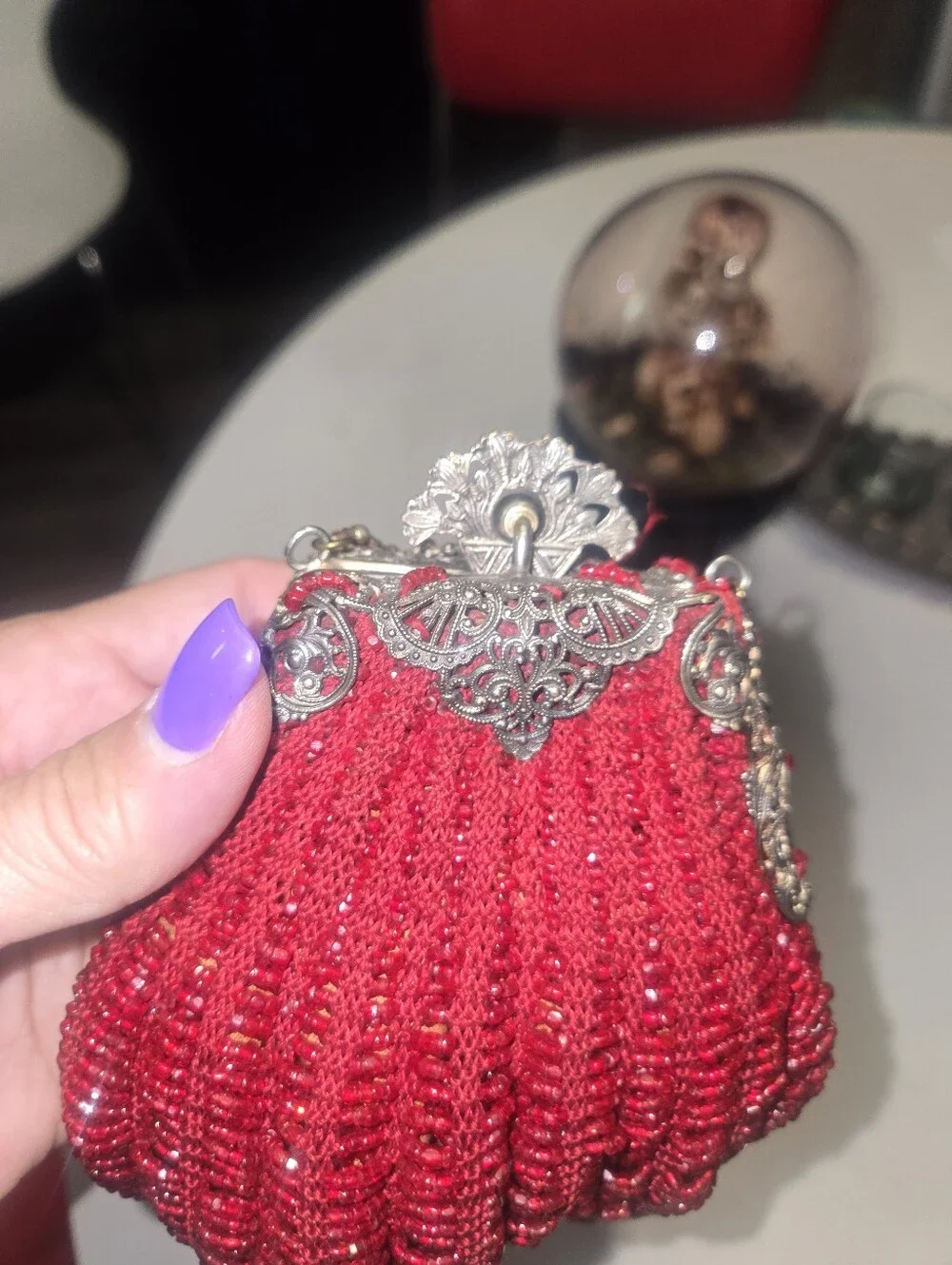 Vintage Red Beaded Purse. Excellent Condition. All Parts Work. No Rips Or Tears!